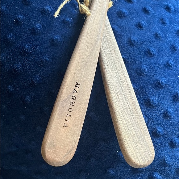 Magnolia Brown Wooden Utensil Set - Picture 2 of 3